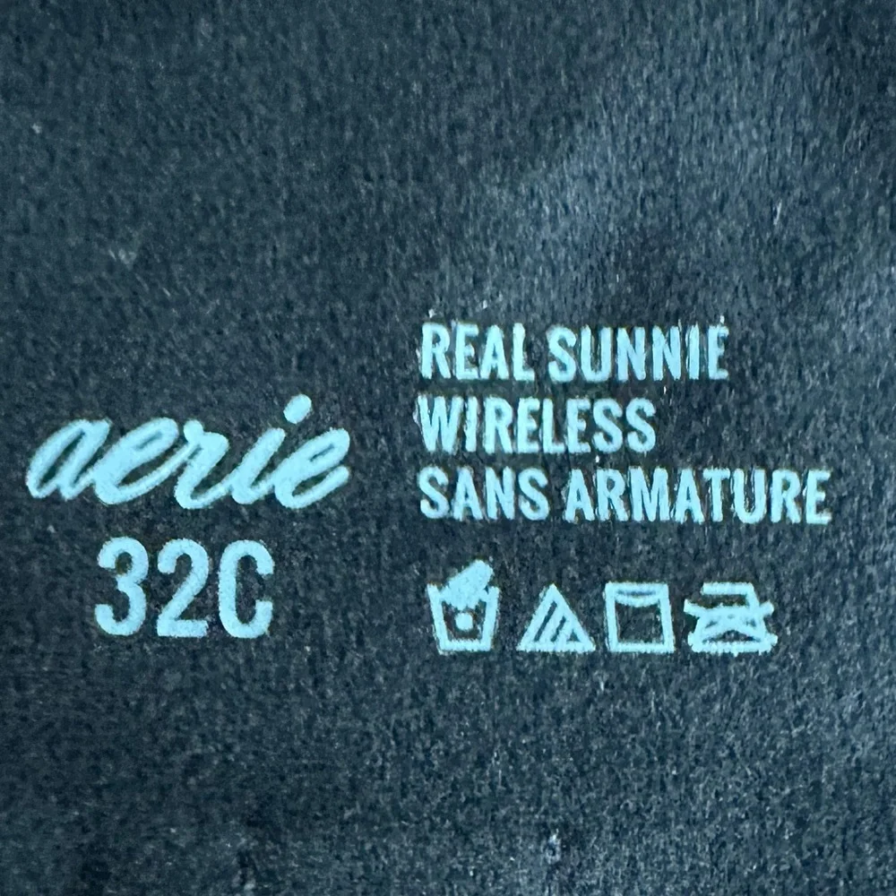 Aerie Real Sunnie Wireless Bra 32C Black Lace Trim - Picture 3 of 4